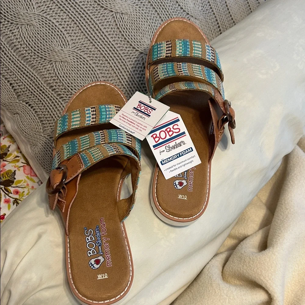 New with tags Bobs size w10 sandals - Picture 1 of 5